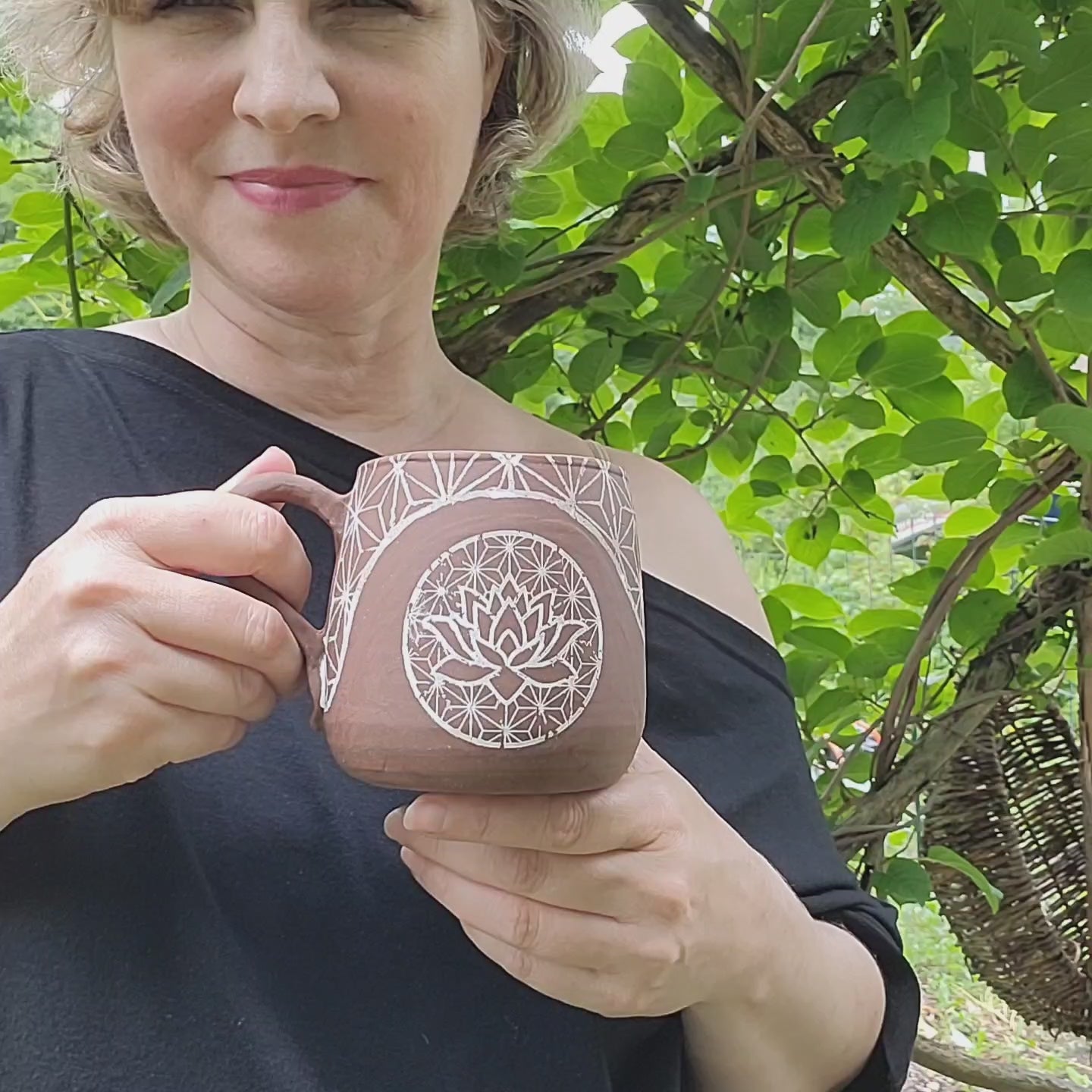 Lotus geometric design mug